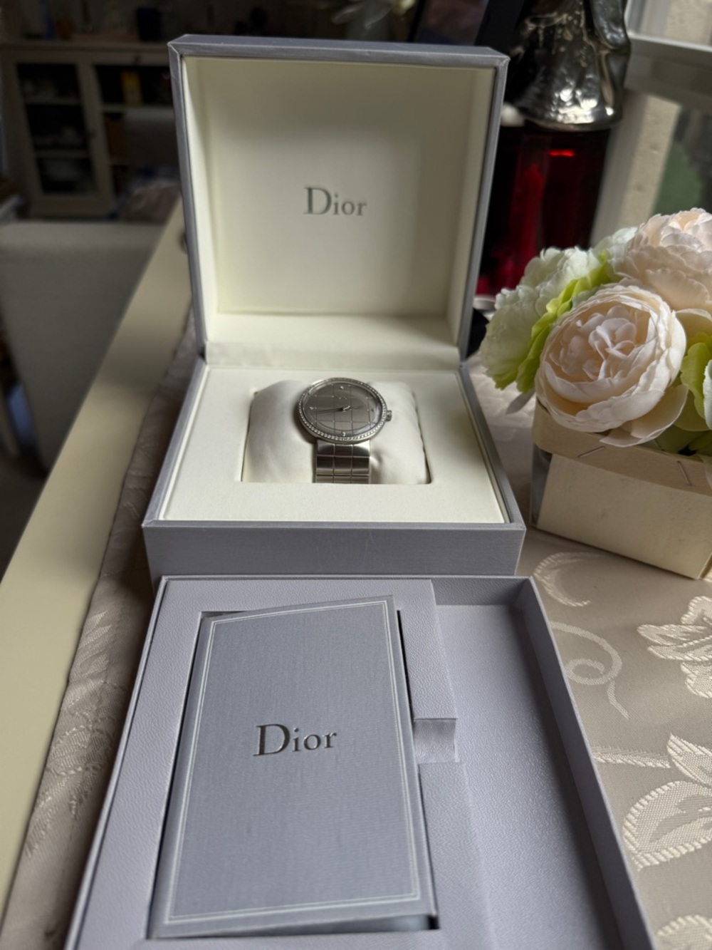 Christian Dior La D de Dior Quartz Watch, specifically model CD043113M001